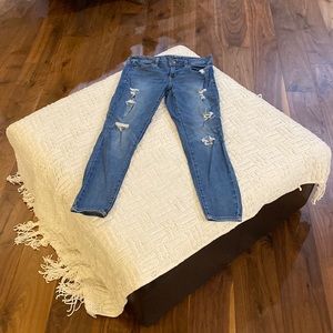 American Eagle Outfitters Distressed Stretch Jegging